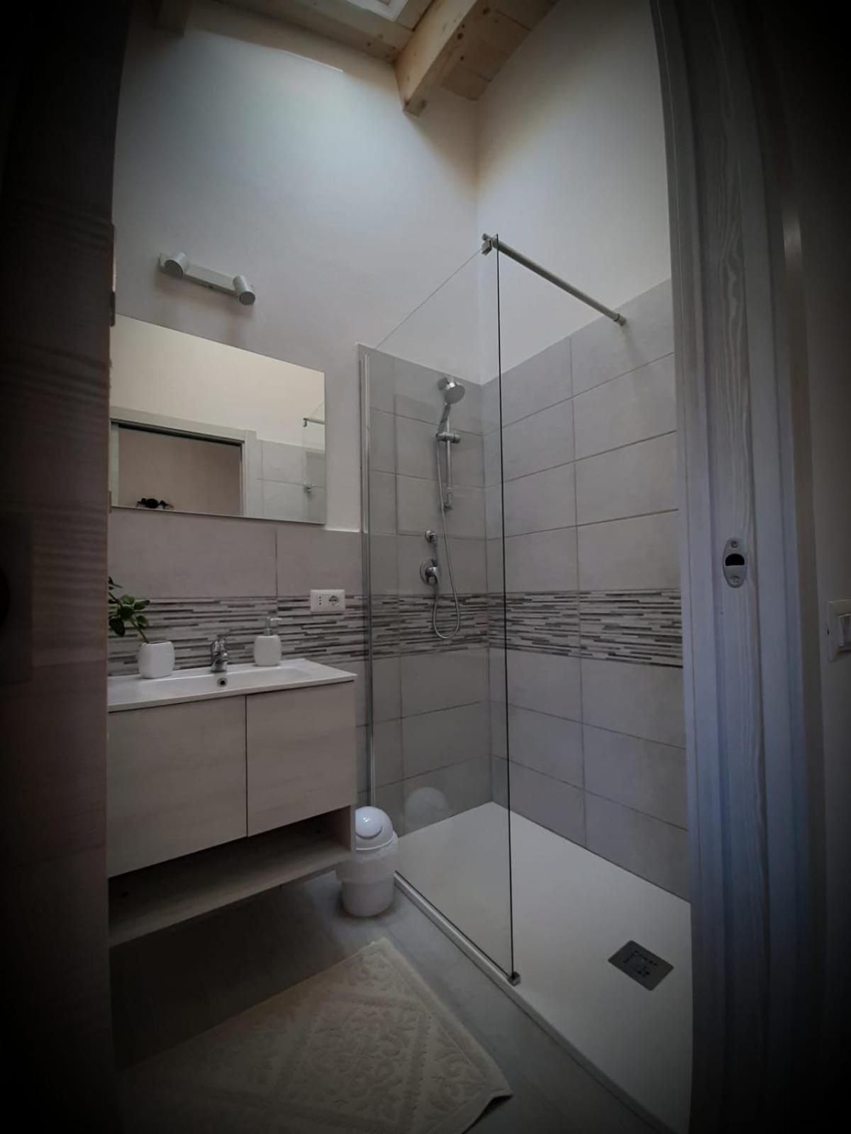 Nice Apt In A Street In Old Town Alghero Bagian luar foto