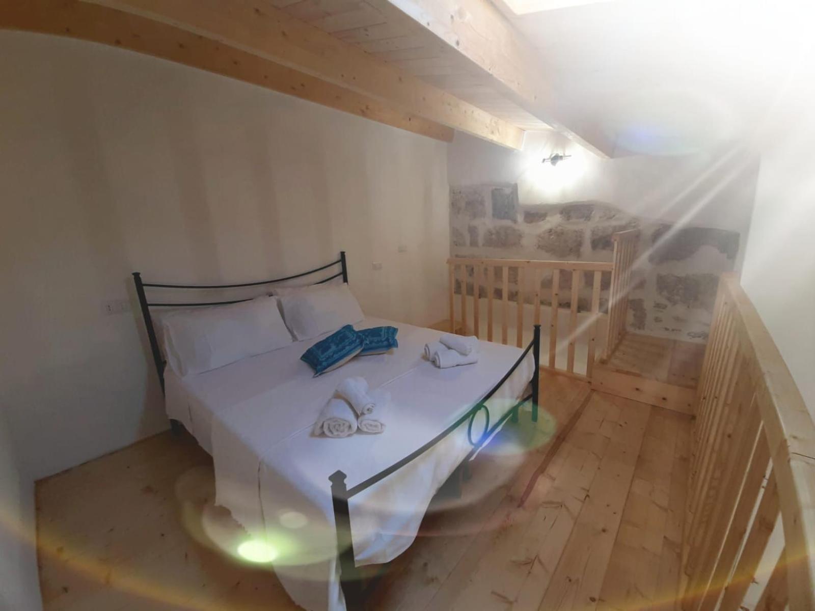 Nice Apt In A Street In Old Town Alghero Bagian luar foto